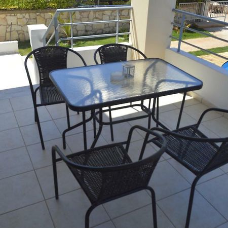 M&M Villa Kathaniá Buitenkant foto