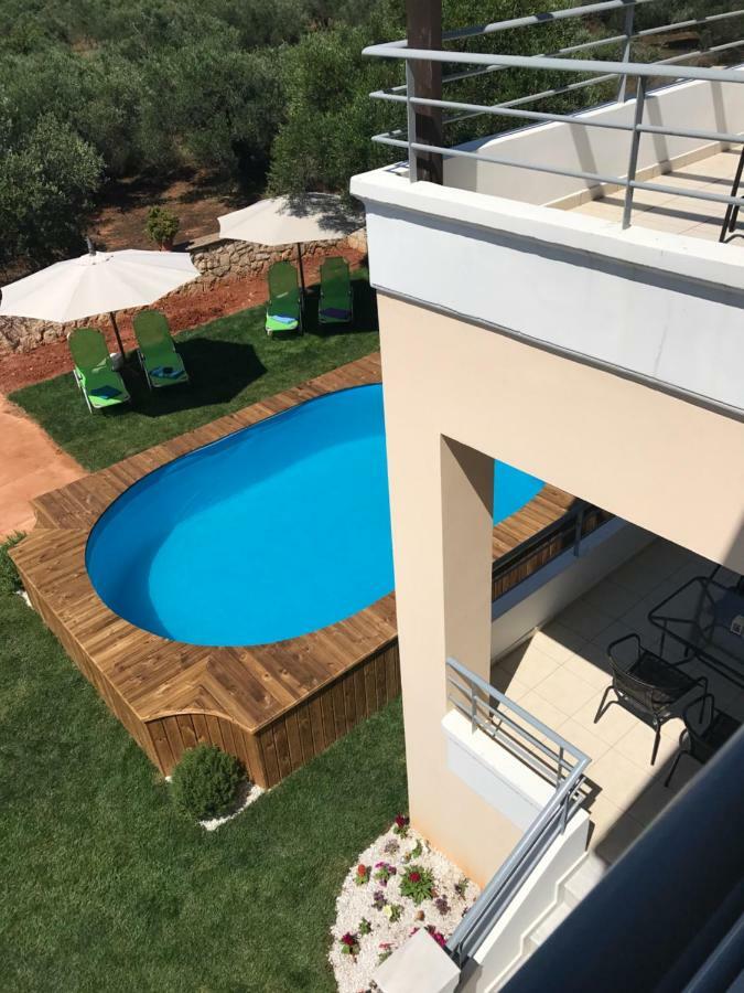 M&M Villa Kathaniá Buitenkant foto